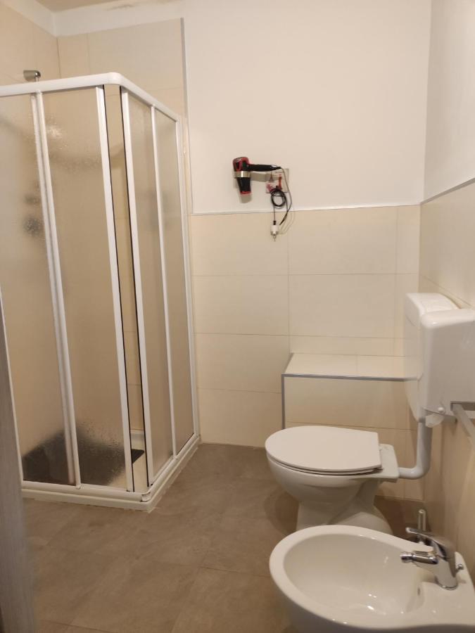 Residenza Lisy Hotel Verbania Ngoại thất bức ảnh