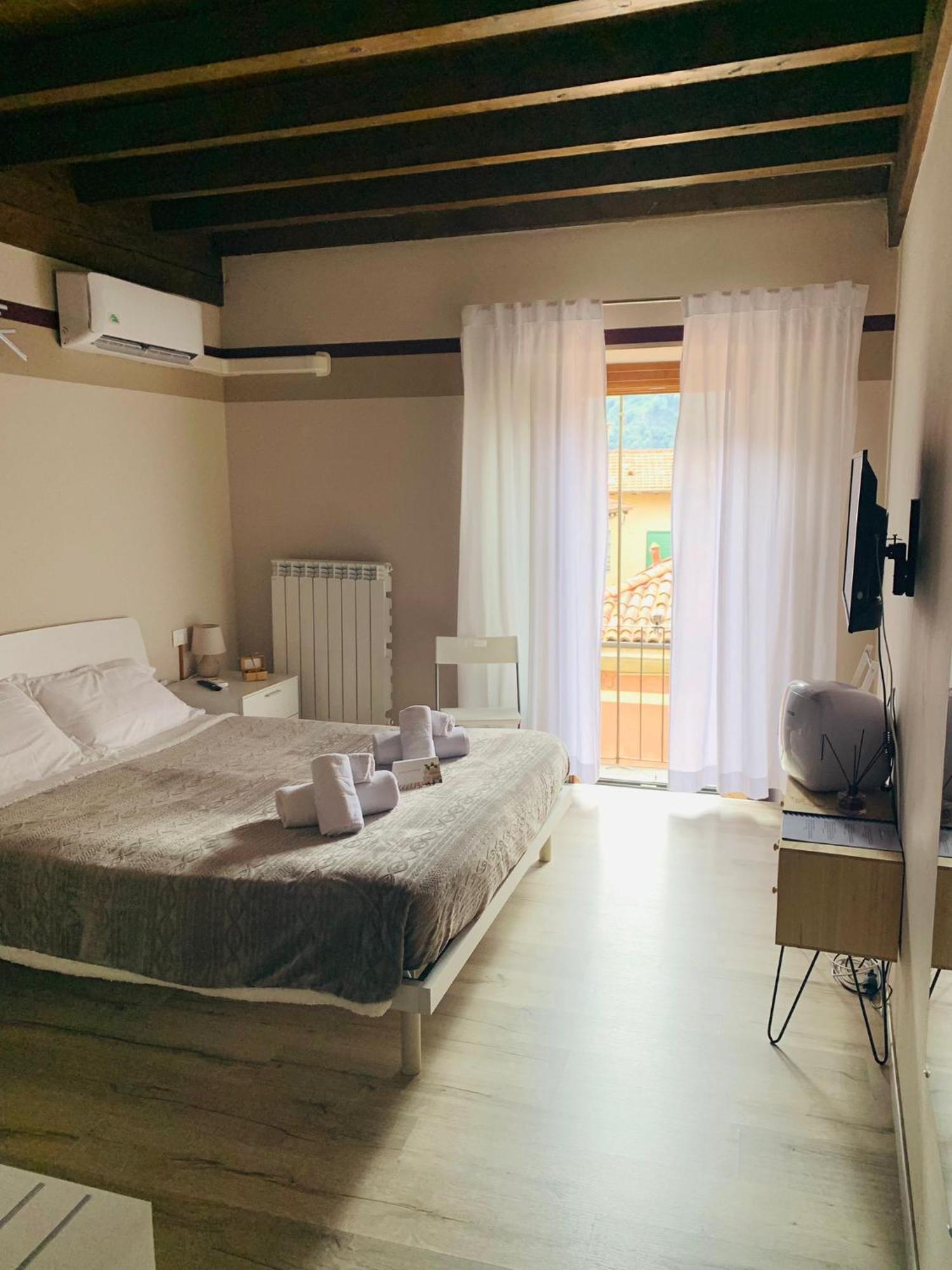 Residenza Lisy Hotel Verbania Ngoại thất bức ảnh